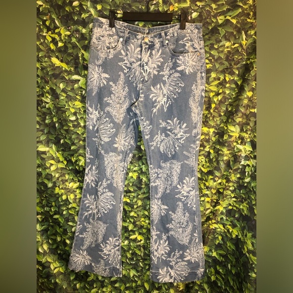 Floral Patterned Blue Jeans size 16 - Picture 8 of 16